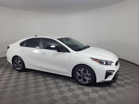Used 2021 Kia Forte LXS FWD image 11
