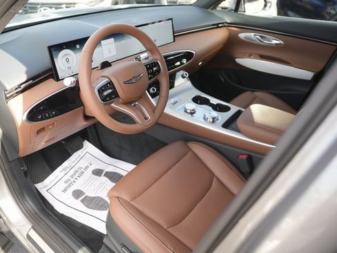 Used 2026 Genesis GV70 2.5T Advanced image 8