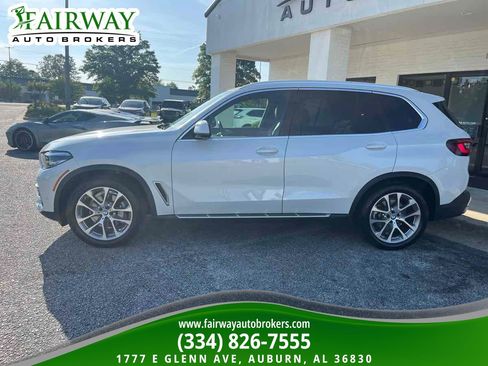 Used 2023 BMW X5 sDrive40i image 9
