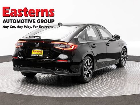 Used 2024 Honda Civic EX-L image 5