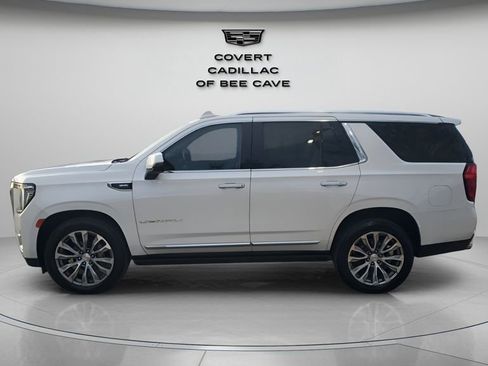 Used 2021 GMC Yukon Denali w/ Denali Premium Package image 5