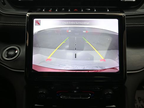 Used 2022 Jeep Grand Cherokee L Limited image 15