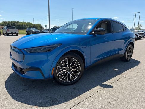 Used 2025 Ford Mustang Mach-E Premium AWD/4WD image 3