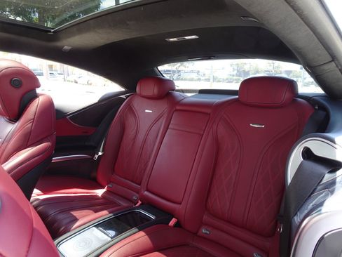 Used 2015 Mercedes-Benz S 63 AMG 4MATIC Coupe image 15
