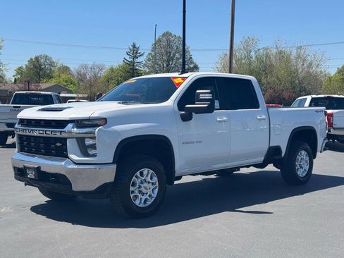Used 2022 Chevrolet Silverado 2500 LT w/ Fleet Comfort Package AWD/4WD image 12