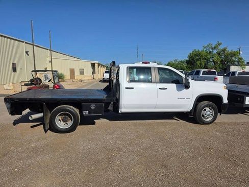Used 2024 Chevrolet Silverado 3500 W/T w/ Snow Plow Prep Package AWD/4WD image 10