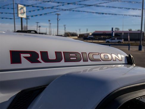 Used 2024 Jeep Wrangler Unlimited Rubicon image 12