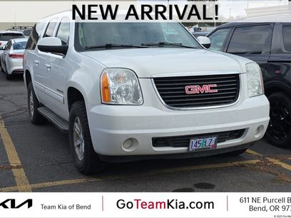 Used 2011 GMC Yukon XL SLE