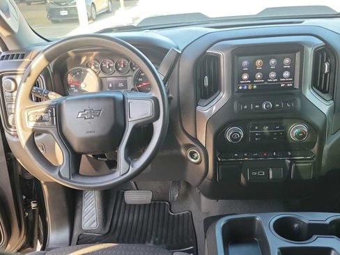 Used 2024 Chevrolet Silverado 1500 Custom Trail Boss w/ LPO, Dark Essentials Package AWD/4WD image 11