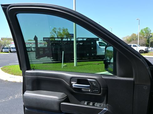 Used 2022 GMC Sierra 2500 AT4 w/ AT4 Preferred Package image 21