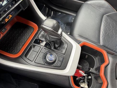 Used 2024 Toyota RAV4 Adventure image 16