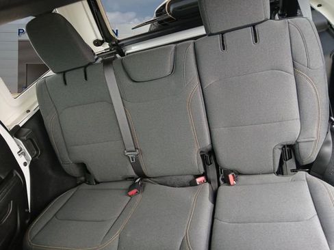 Used 2025 Jeep Wrangler Unlimited Sport AWD/4WD image 13