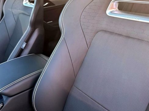 New 2025 Jaguar F-PACE R-Dynamic S image 17