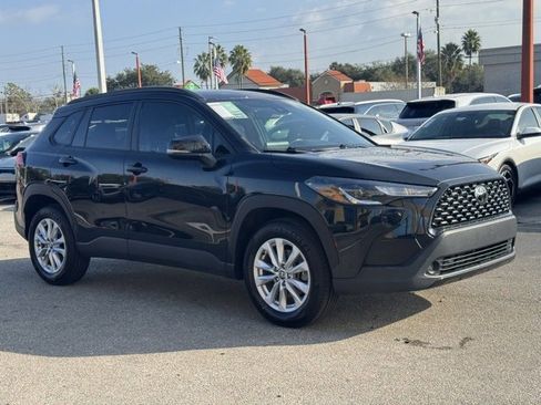 Used 2022 Toyota Corolla Cross LE image 8