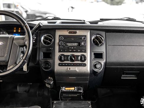 Used 2016 Ford Expedition XL image 29