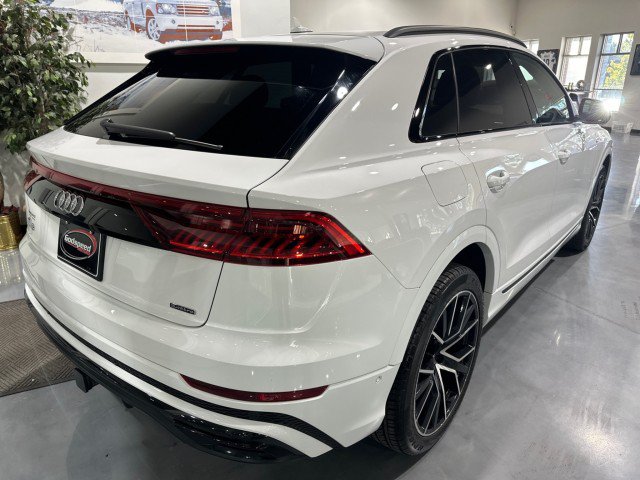 Used 2019 Audi Q8 Prestige w/ Luxury Package AWD/4WD image 2