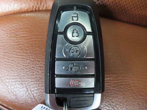 Used 2020 Ford F450 King Ranch w/ King Ranch Ultimate Package image 78