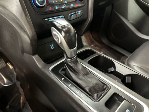 Used 2019 Ford Escape SEL image 24