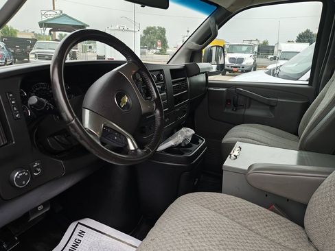Used 2019 Chevrolet Express 2500 w/ Driver Convenience Package RWD image 12