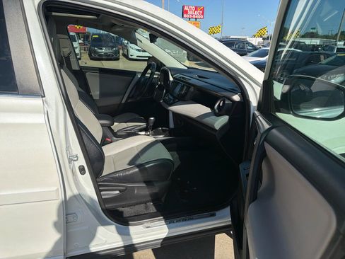Used 2017 Toyota RAV4 Limited FWD image 20