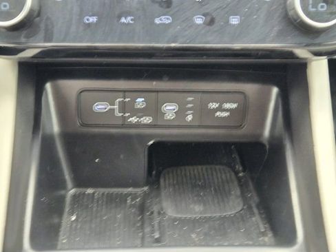 Used 2025 Hyundai Tucson SEL FWD image 18