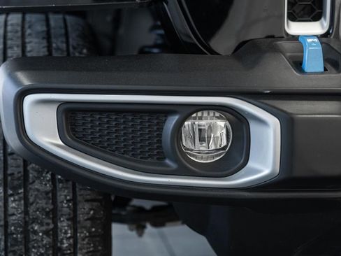 Used 2022 Jeep Wrangler Unlimited Sahara 4xe image 14