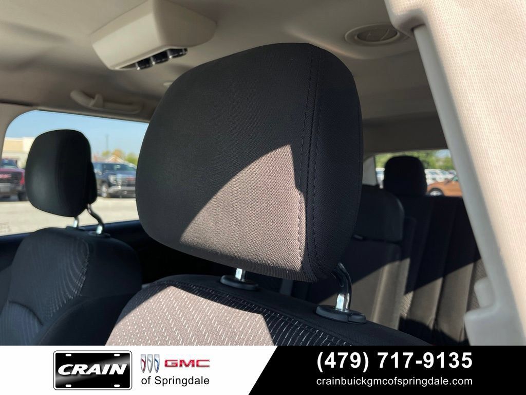 Used 2020 Dodge Journey SE w/ SE Popular Equipment Group FWD image 21
