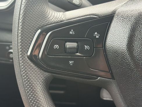 Used 2025 Chevrolet TrailBlazer LT FWD image 17