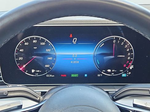 Used 2024 Mercedes-Benz GLE 450e 4MATIC image 33