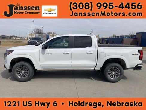 Used 2023 Chevrolet Colorado LT w/ LT Convenience Package II image 1