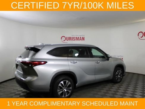 Used 2022 Toyota Highlander XLE AWD/4WD image 10