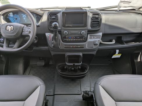 Used 2025 RAM ProMaster 2500 w/ Convenience Group FWD image 14