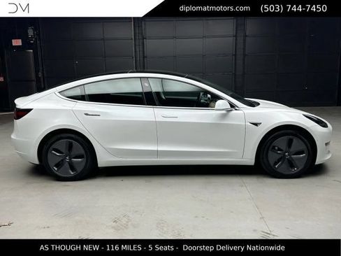 Used 2020 Tesla Model 3 Standard Range Plus RWD image 8