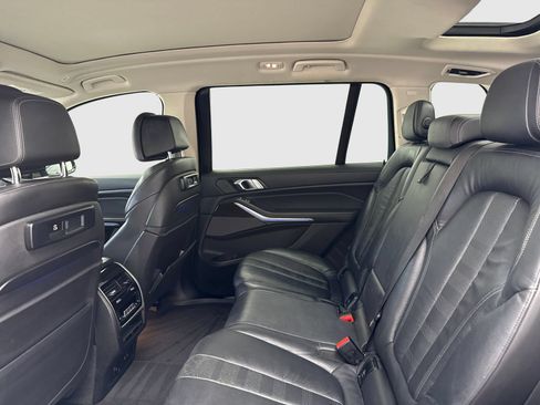 Used 2019 BMW X7 xDrive40i w/ Premium Package AWD/4WD image 36