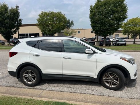 Used 2017 Hyundai Santa Fe Sport w/ 2.4L Value Package 06 AWD/4WD image 3