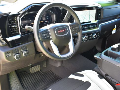 Used 2026 GMC Sierra 1500 Elevation AWD/4WD image 13