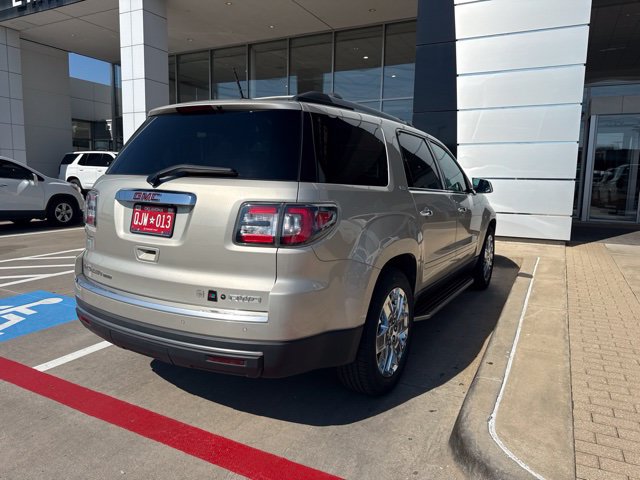 Used 2017 GMC Acadia Limited SLT AWD/4WD image 3