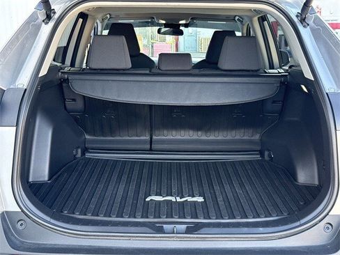 Used 2024 Toyota RAV4 XLE w/ Convenience Package image 33