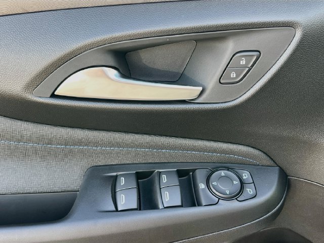 New 2026 Buick Envista Sport Touring w/ Convenience I Package FWD image 13