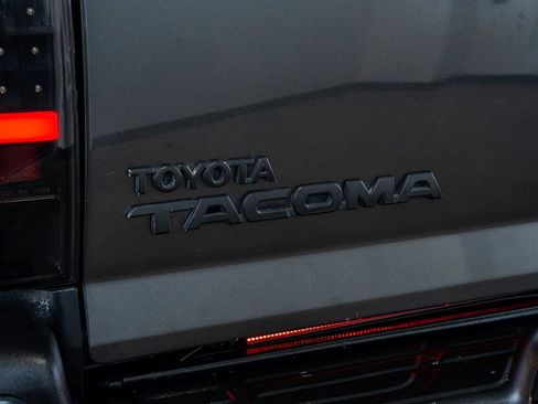 Used 2014 Toyota Tacoma 4x4 Double Cab image 27