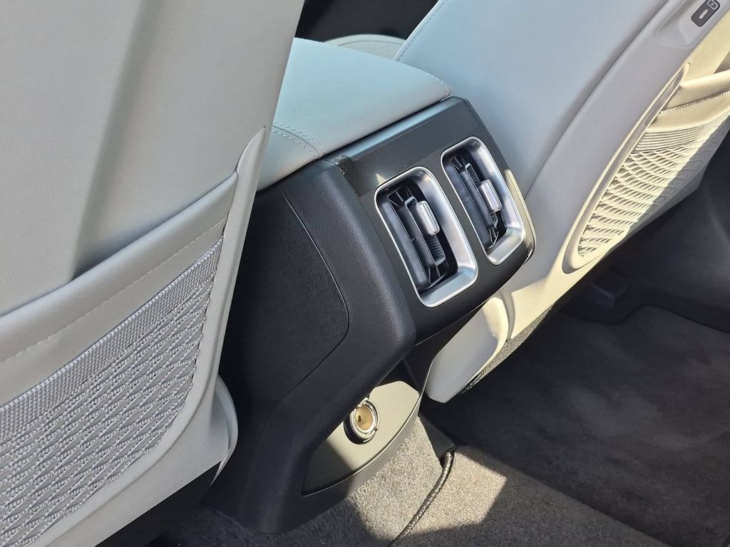 New 2026 Kia Sorento S FWD image 22
