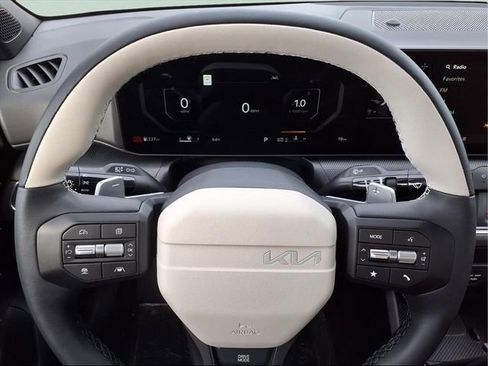 New 2026 Kia K4 GT-Line Turbo w/ GT-Line Premium Package FWD image 11
