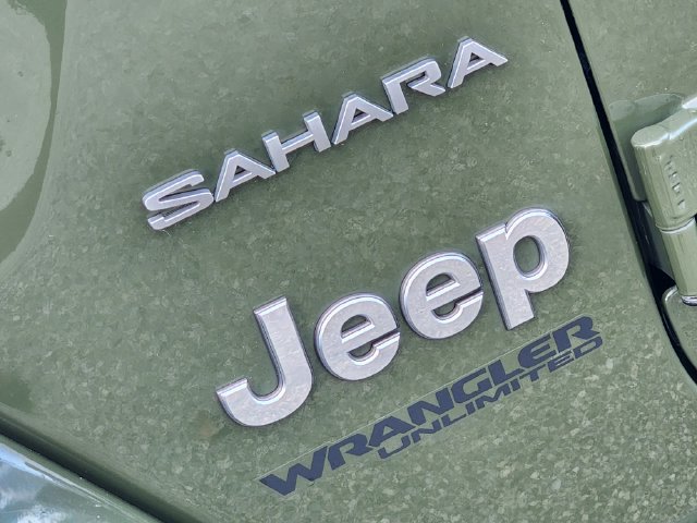 Used 2021 Jeep Wrangler Unlimited Sahara AWD/4WD image 13