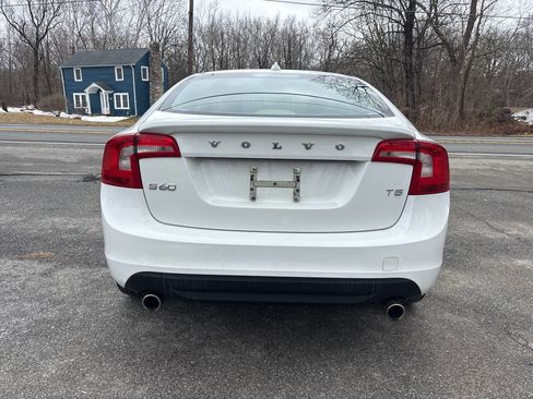 Used 2013 Volvo S60 T5 Premier image 13