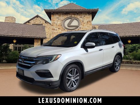 Used 2016 Honda Pilot Touring image 4