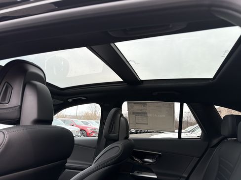 Used 2026 Mercedes-Benz GLC 300 4MATIC image 23