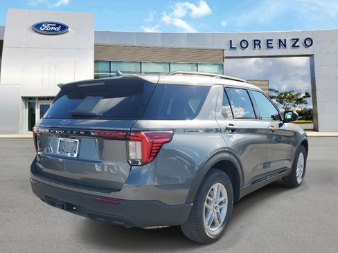 New 2026 Ford Explorer Active image 4