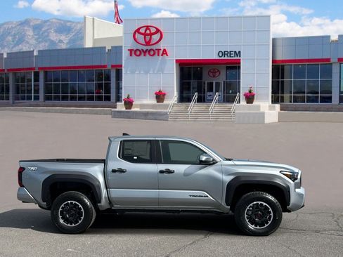 New 2026 Toyota Tacoma TRD Off-Road AWD/4WD image 3