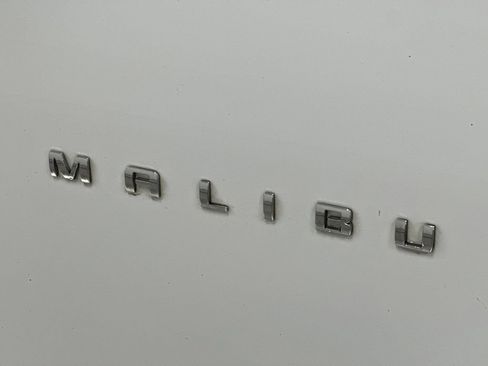 Used 2023 Chevrolet Malibu LT FWD image 22