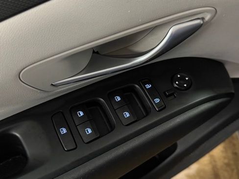 Used 2023 Hyundai Tucson SEL image 13